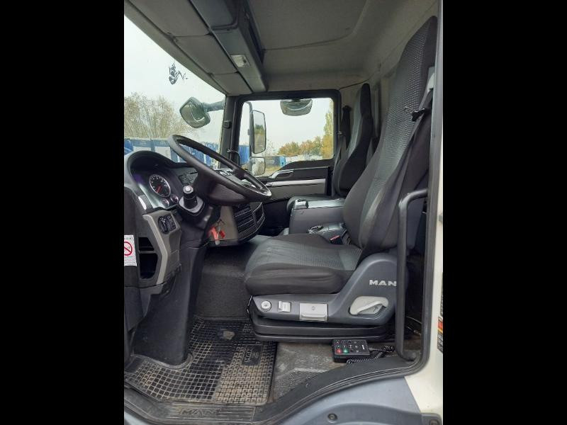 MAN TGL 12.220 BL E6