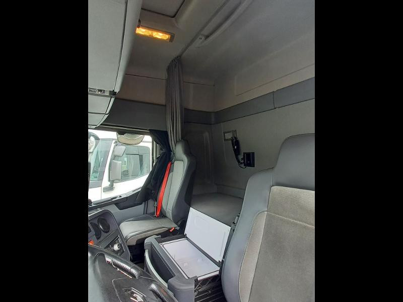 RENAULT TRUCKS T 430 T4X2 E6