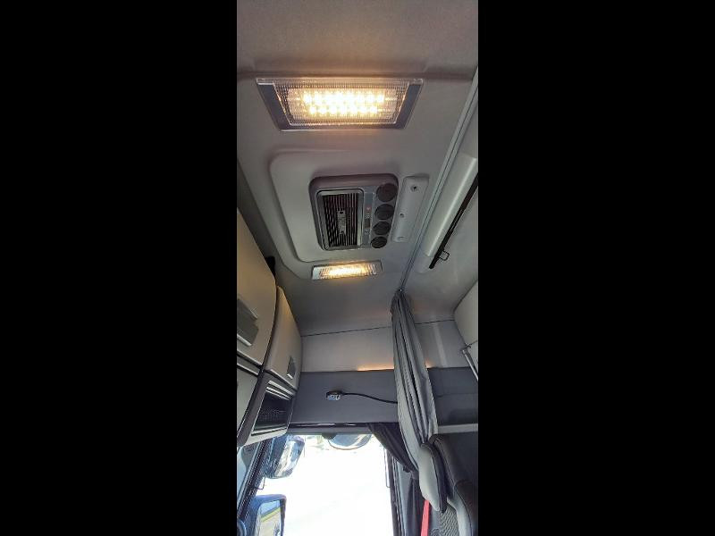 RENAULT TRUCKS T HIGH