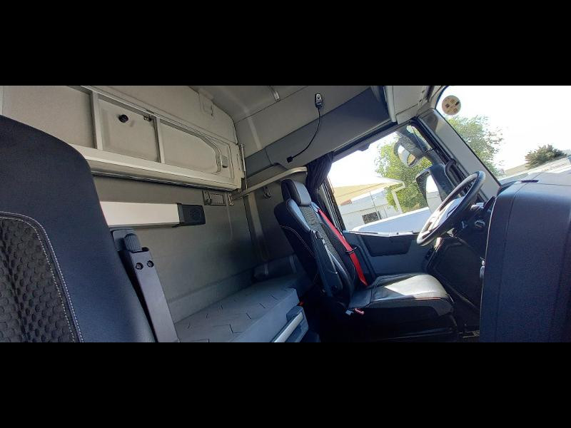 RENAULT TRUCKS T HIGH
