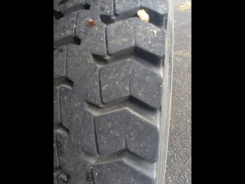 RENAULT TRUCKS MIDLUM 220.16 benne souffleur et grue