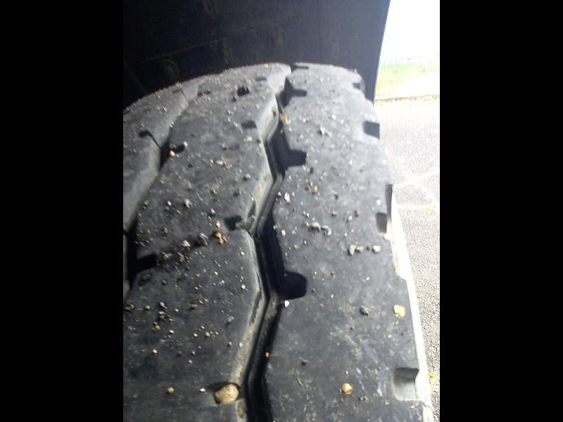 RENAULT TRUCKS MIDLUM 220.16 benne souffleur et grue