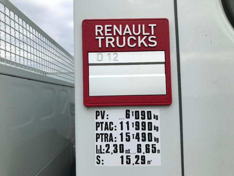 RENAULT D 12 MED P4X2 210E6