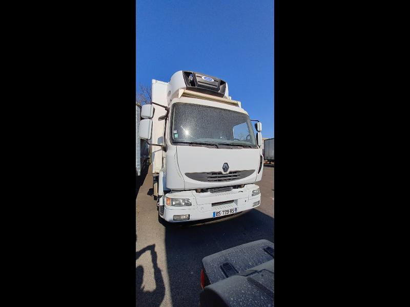 RENAULT TRUCKS MIDLUM