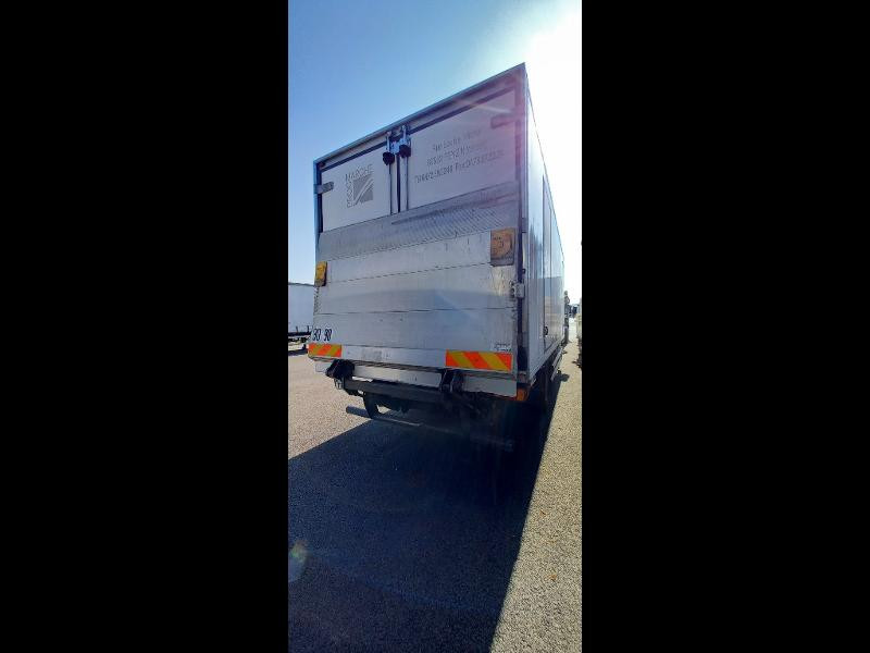 RENAULT TRUCKS MIDLUM